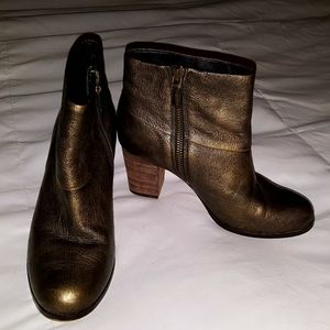 EUC Cole Hahn  booties